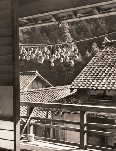 秋晴 [片岡靖文, 1937年, アサヒカメラ 1938年2月号より] パブリックドメイン画像 