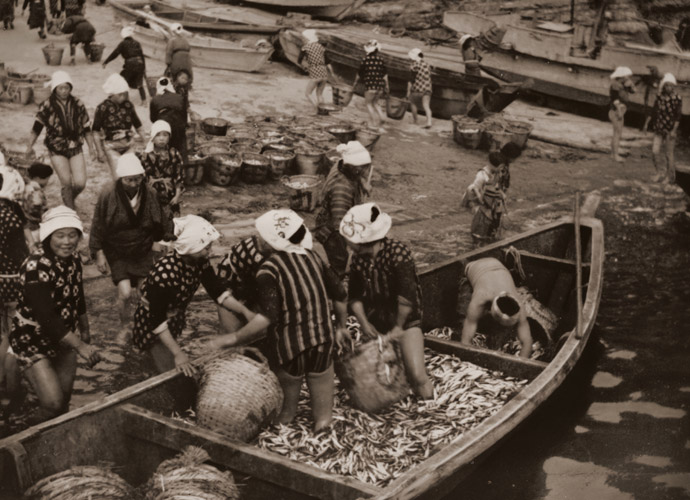漁港風景 [池田和, アサヒカメラ 1938年2月号より] パブリックドメイン画像 