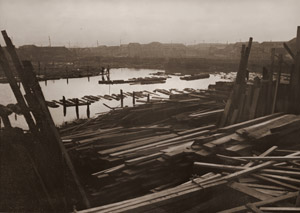 木場の薄暮 [浜谷浩, 1950年, アサヒカメラ 1951年3月号より]のサムネイル画像