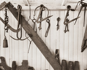 農具 [ウィン・バロック, アサヒカメラ 1955年12月号より]のサムネイル画像