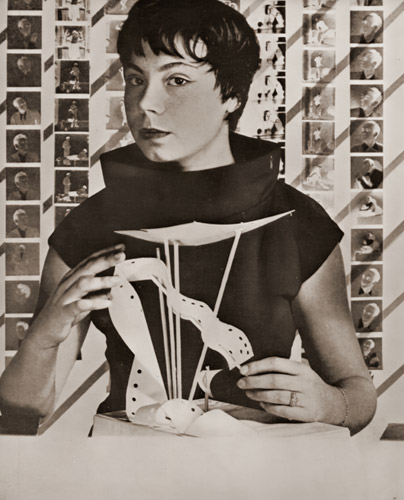 ゲルティ嬢 [マルタ・ヘッフナー, アサヒカメラ 1956年7月号より] パブリックドメイン画像 