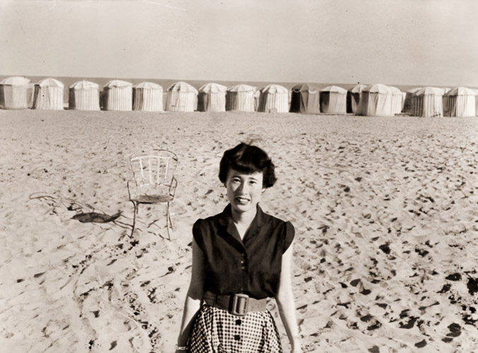 トルヴィル海岸 [田村孝之介, 1953年, カメラ毎日 1954年6月号より] パブリックドメイン画像 