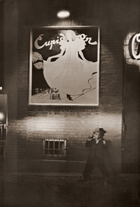 こびとのいる新宿の夜 [土門拳, カメラ毎日 1954年6月号より]のサムネイル画像