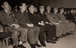 Top-Echelon Communists of Japan [Kazuo Maeda,  from Asahi Shimbun News Photography 1956] Thumbnail Images