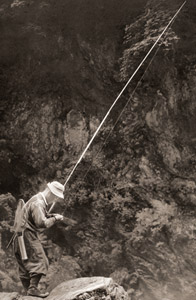 Fishing in a Gorge [Tei Miyazaki,  from Camera Mainichi July 1956] Thumbnail Images