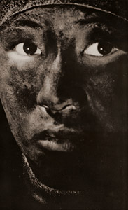Blackened Face [Kenryu Okuda,  from Camera Mainichi July 1956] Thumbnail Images