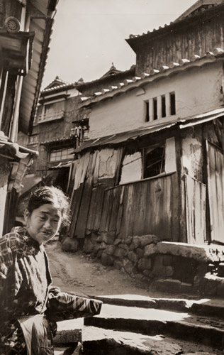 Street Corher in Eshima [Fujio Matsugi,  from Camera Mainichi July 1956]