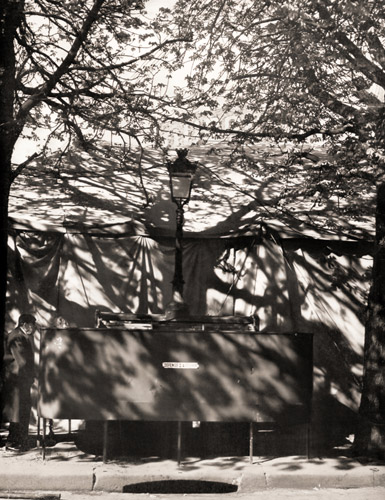 トローヌ通り [イジス, アサヒカメラ 1954年2月号より] パブリックドメイン画像 