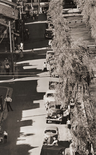 高瀬川に生きる人々 [和田生光, ARS CAMERA 1954年12月号より] パブリックドメイン画像 