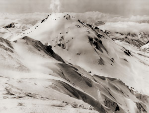 火打山より焼山を望む [ARS CAMERA 1954年12月号より]のサムネイル画像