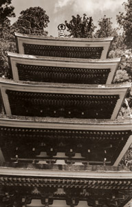 五重塔 [土門拳, ARS CAMERA 1954年12月号より]のサムネイル画像