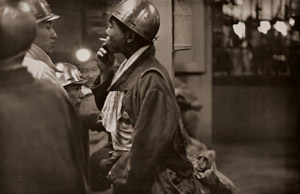 炭鉱にて #3 [三堀家義, ARS CAMERA 1954年12月号より]のサムネイル画像