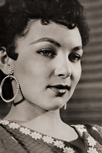Miss Helen [Fujio Matsugi,  from ARS CAMERA December 1954] Thumbnail Images