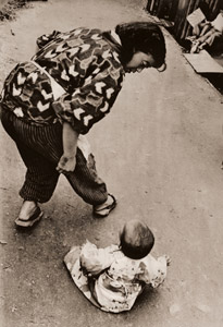 Children [Yosuke Azuma,  from ARS CAMERA December 1954] Thumbnail Images