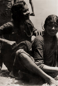 グジュラテの農婦 [阿部展也, ARS CAMERA 1954年12月号より]のサムネイル画像