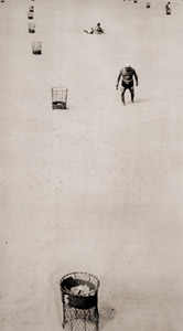 コニー・アイランド [ギャリー・ウィノグランド, ARS CAMERA 1954年12月号より]のサムネイル画像