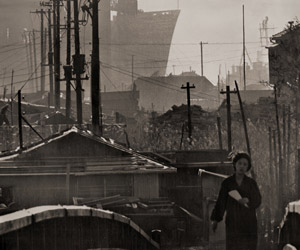石川島風景 [山田広次, アサヒカメラ 1956年4月号より]のサムネイル画像