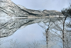 Lake Towada in Winter #2 [Tadashi Oide,  from Asahi Camera May 1952] Thumbnail Images