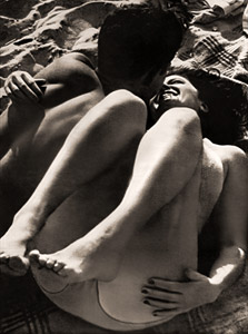 海辺の情景 [レオナルド・マコーム, アサヒカメラ 1952年5月号より]のサムネイル画像
